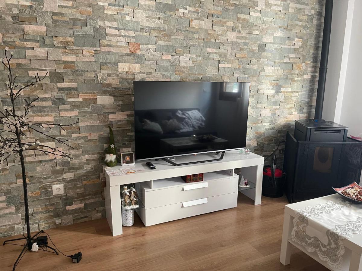 Apartameto Verena Deluxe Ґуардіола-да-Барґаза Екстер'єр фото